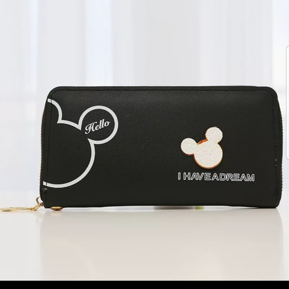 Mickey Mouse wristlet - Picture 2 of 4